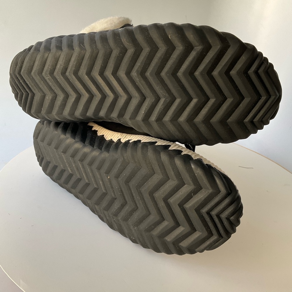 Sorel Black and Cream High-Top Footwear - Picture 10 of 13